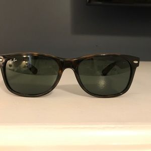 RayBan Wayfarer