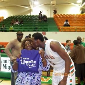 Meet your Posher, Kahlil