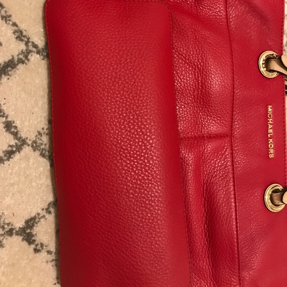 Michael Kohrs Medium Purse - Picture 4 of 4