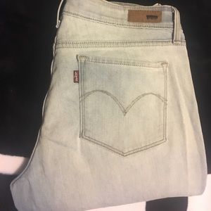 Levi's Light Wash Demi Skinny