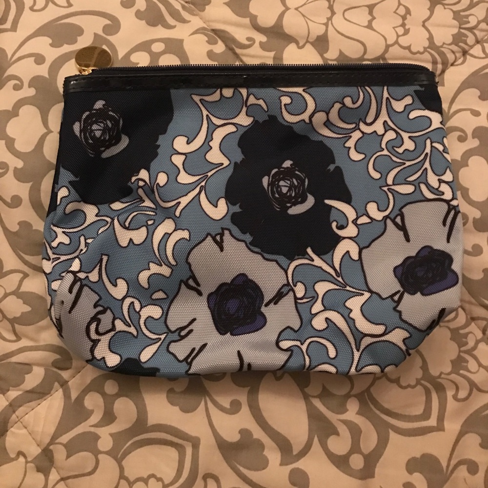 Makeup bag