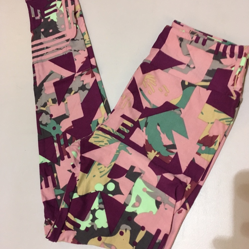 🆕 LuLaRoe One Size Leggings