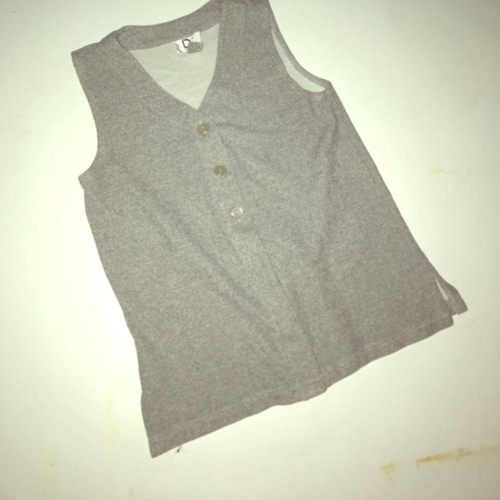 DC Sports buttoned vest