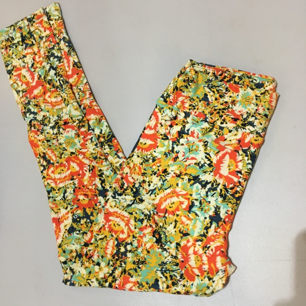 🆕 LuLaRoe One Size Leggings