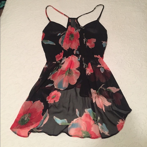 Papaya Tank Top!! Black red big poppies flower - Picture 6 of 8
