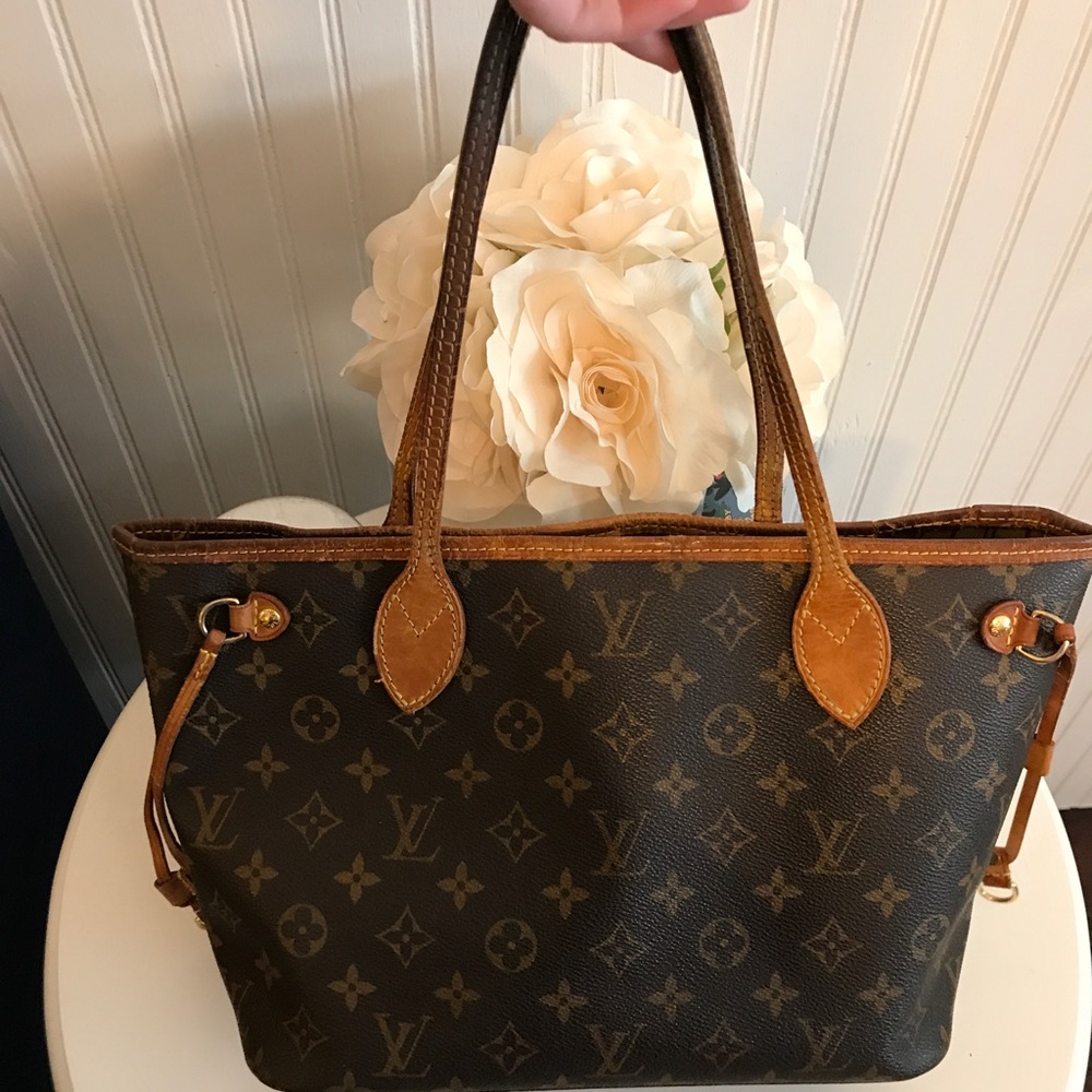 Louis Vuitton Neverfull Pm