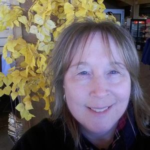 Meet your Posher, Lona