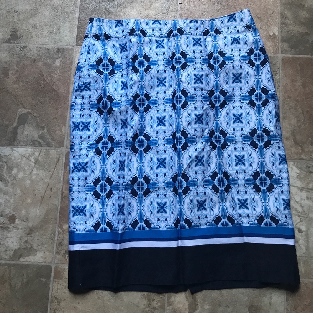 Skirt (D64)