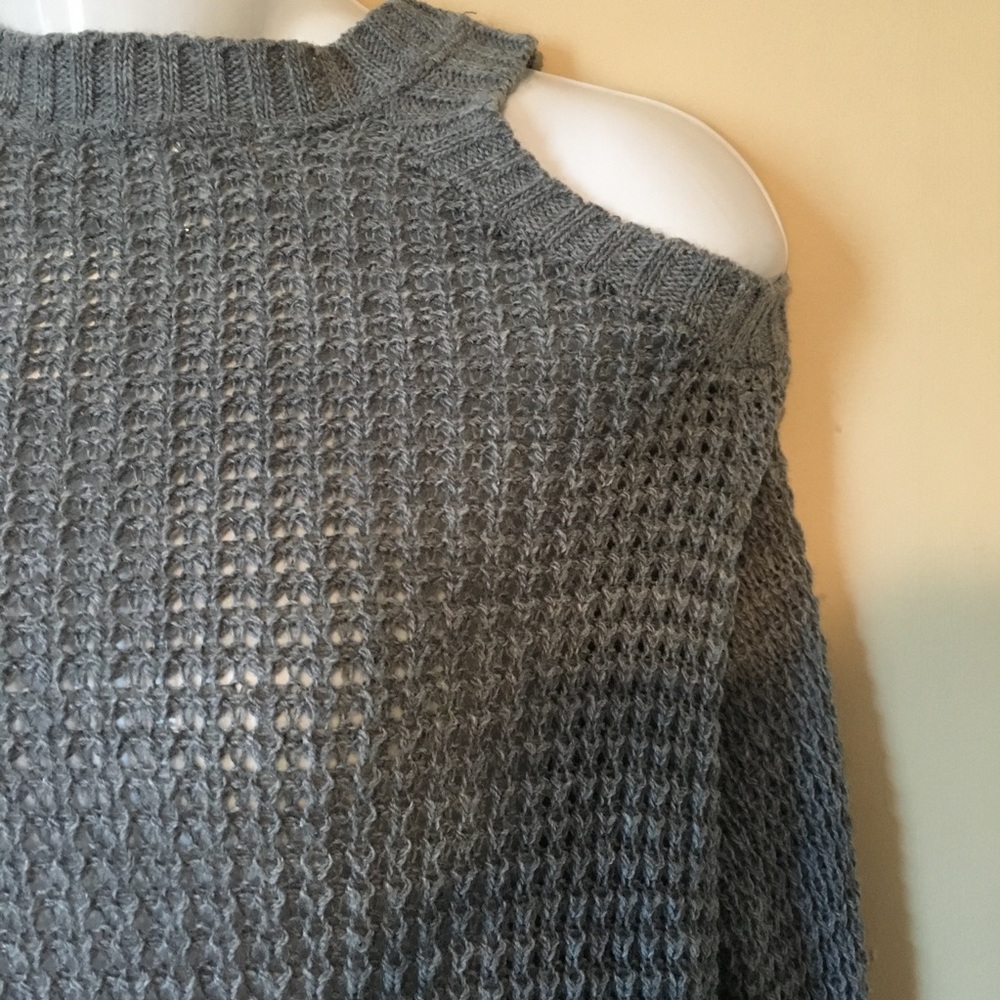🌓 Say What New no Tag Cold Shoulder Sweater  xl - Picture 2 of 3