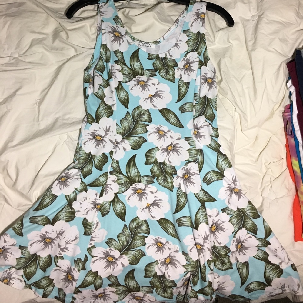 Hawaii themed slim fit dress