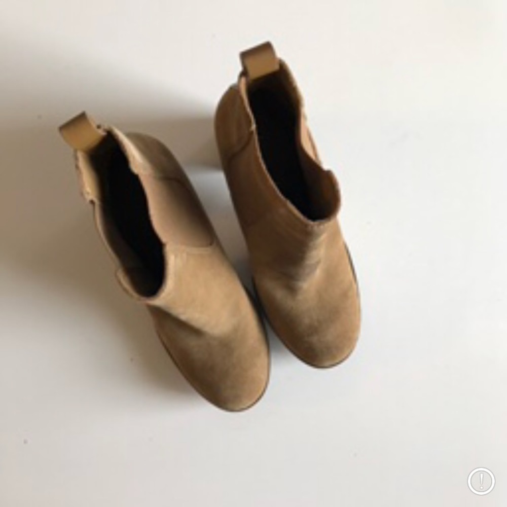 NIB Tory Burch Stafford Brown Suede Booties - Picture 8 of 8