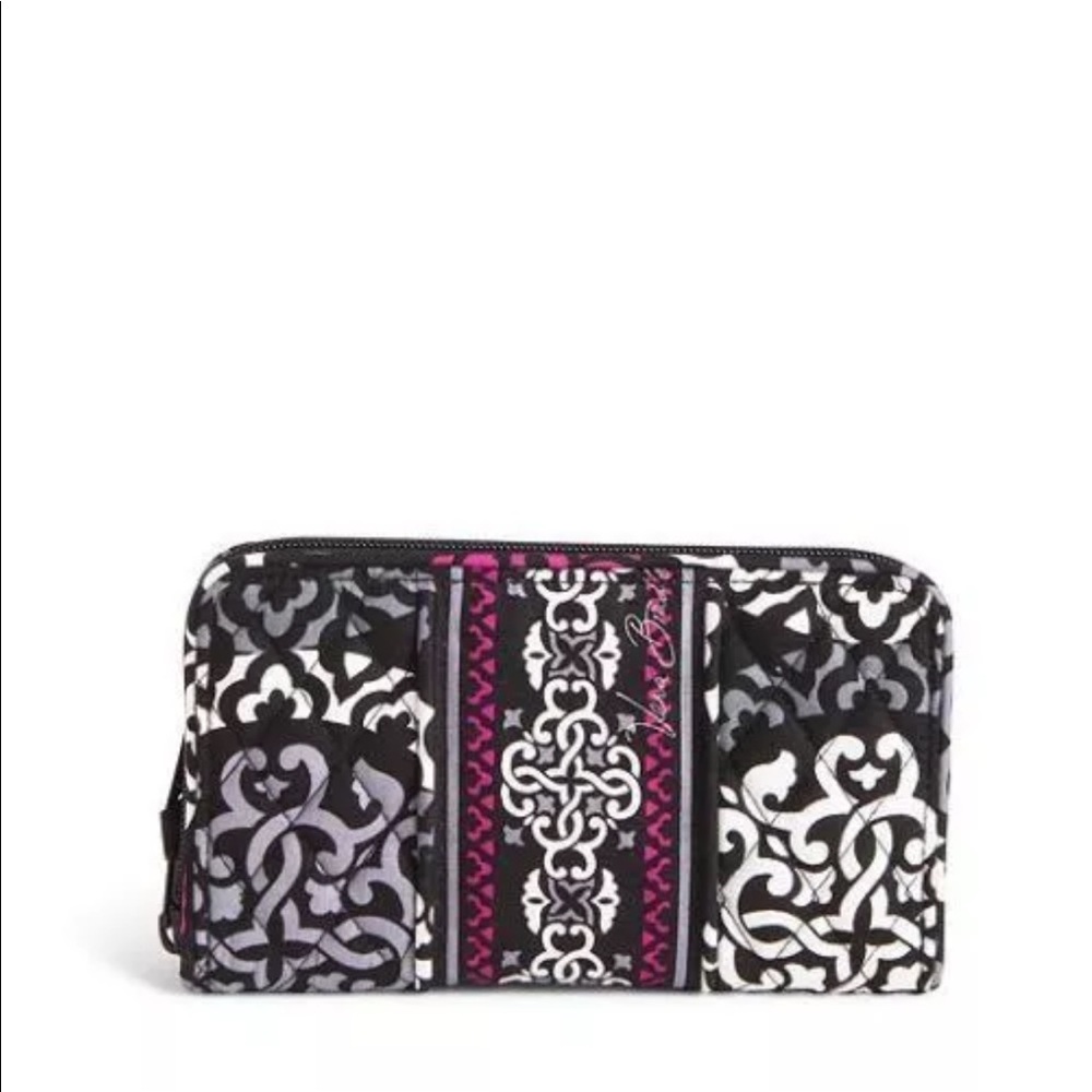 CANTERBERRY MAGENTA ACCORDION WALLET