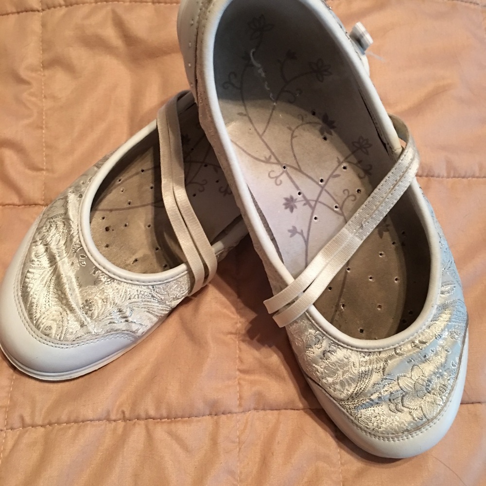 Sketchers gently used & super comfy & some bling!