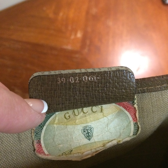 Authentic Vintage Gucci Tote - Picture 7 of 8