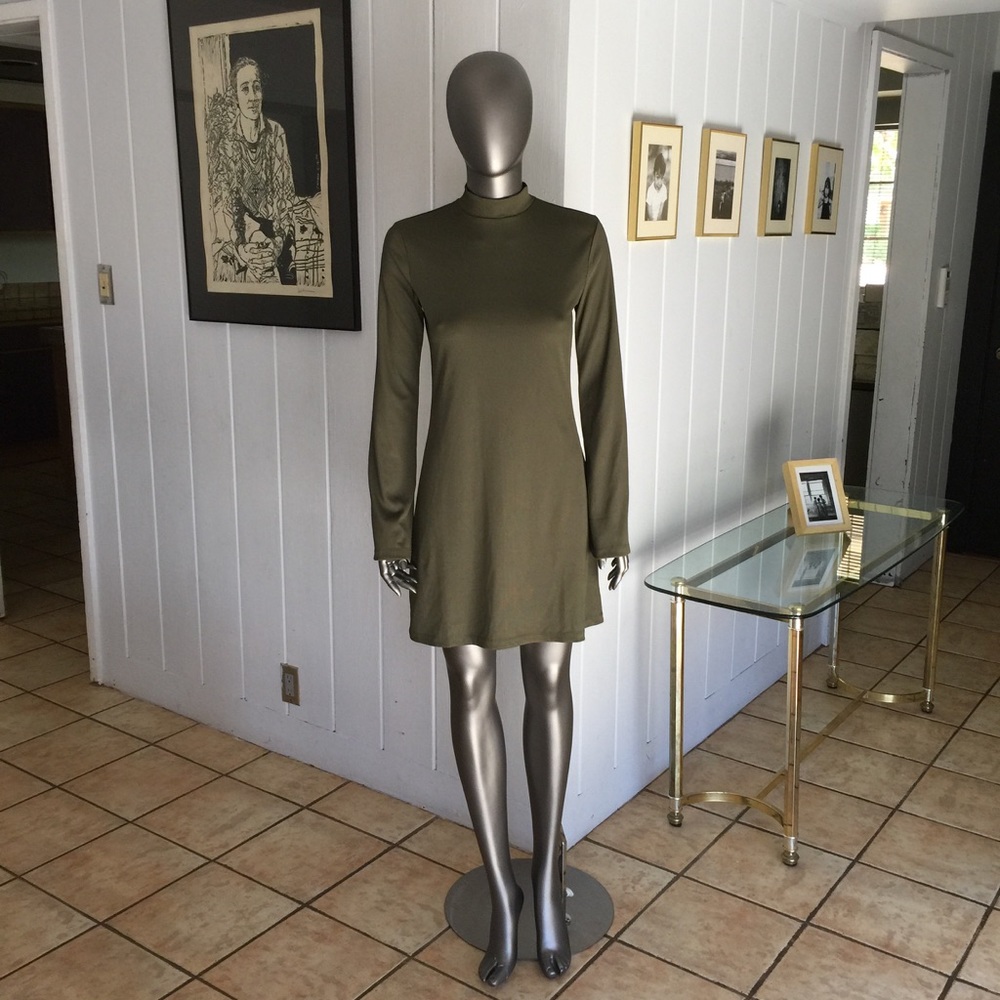LEITH Mock Neck Mini Dress Ribbed Olive Sarma SM