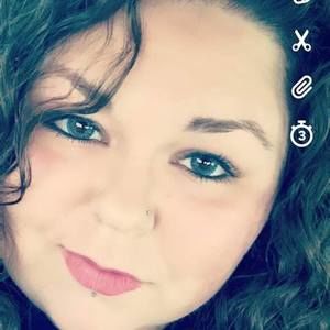 Meet your Posher, Alison