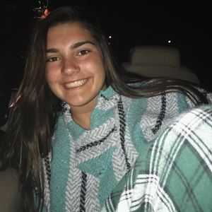 Meet your Posher, Liv