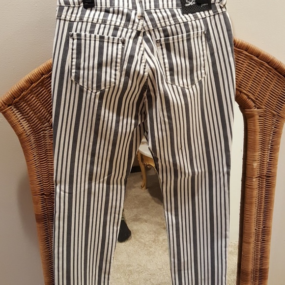 Sizzle gray and white stripe slim cut jeans. - Picture 4 of 4