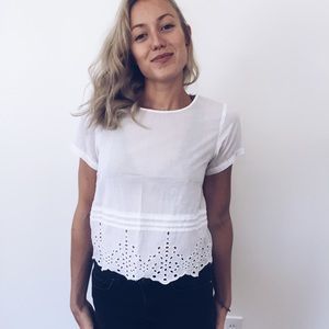 SOLD Adorable white Frenchi top!