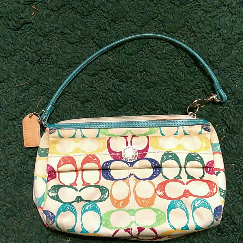 SOLD***** Coach wristlet