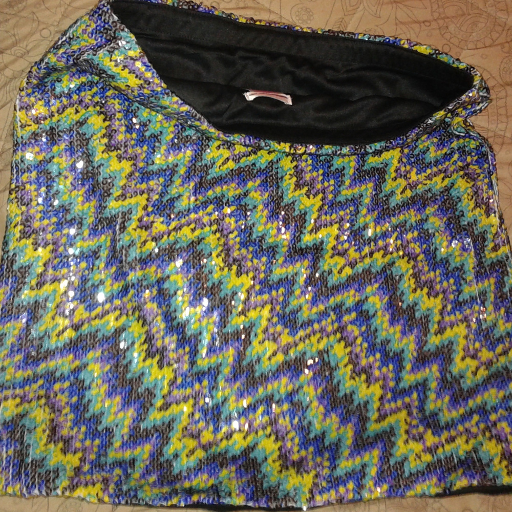 ***SOLD***Xhilaration~Sparkly & Stretchy Sequin Skirt - Picture 7 of 8