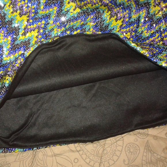 ***SOLD***Xhilaration~Sparkly & Stretchy Sequin Skirt - Picture 8 of 8