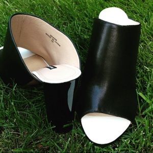French connection Mule heel