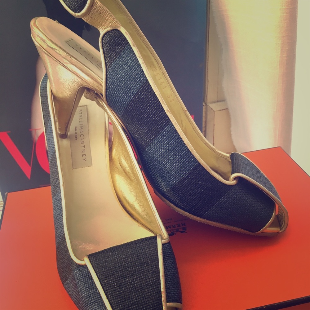 Stella McCartney navy gold heels size 38 1/2