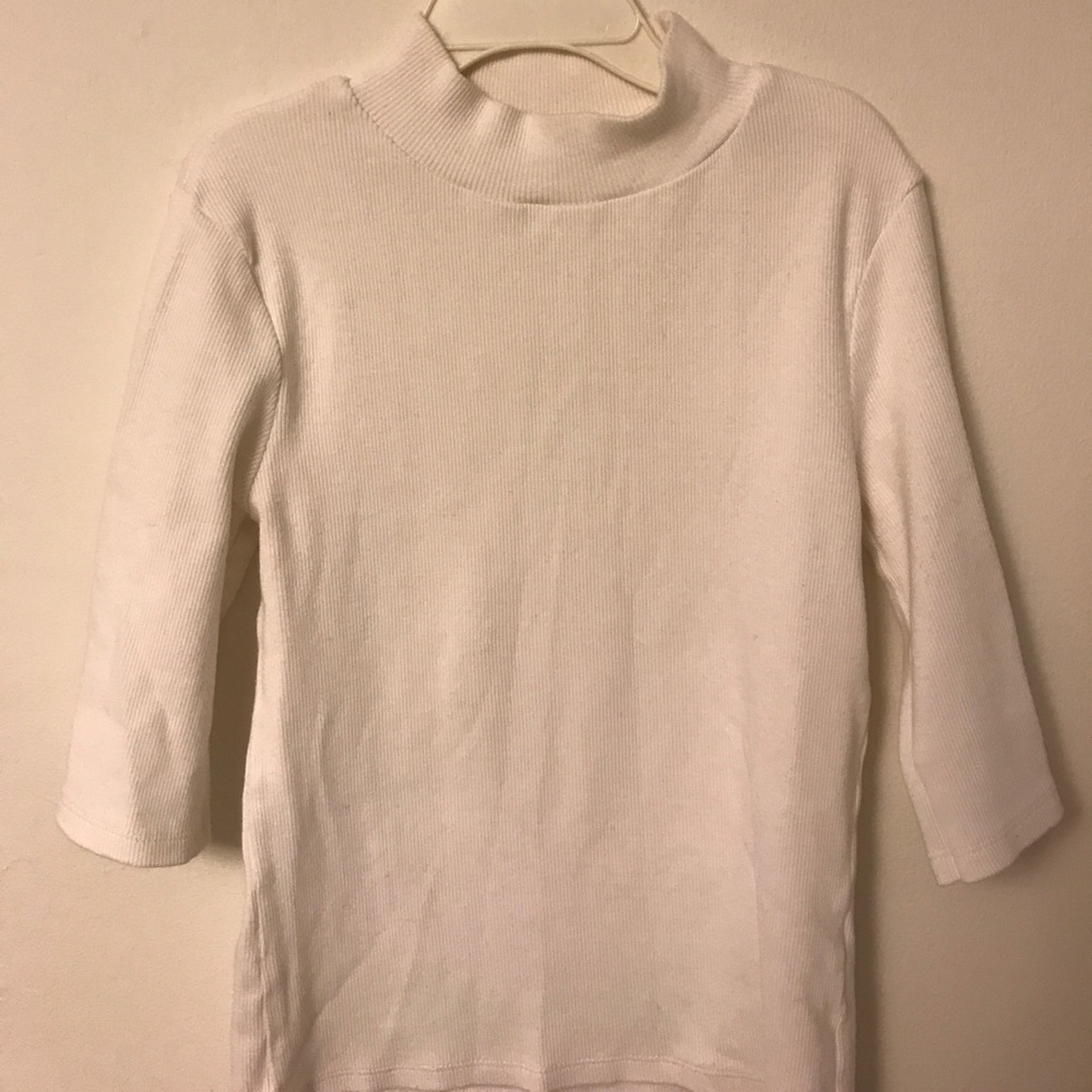 ribbed white top