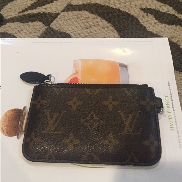 Louis Vuitton Card Holder - Picture 1 of 6