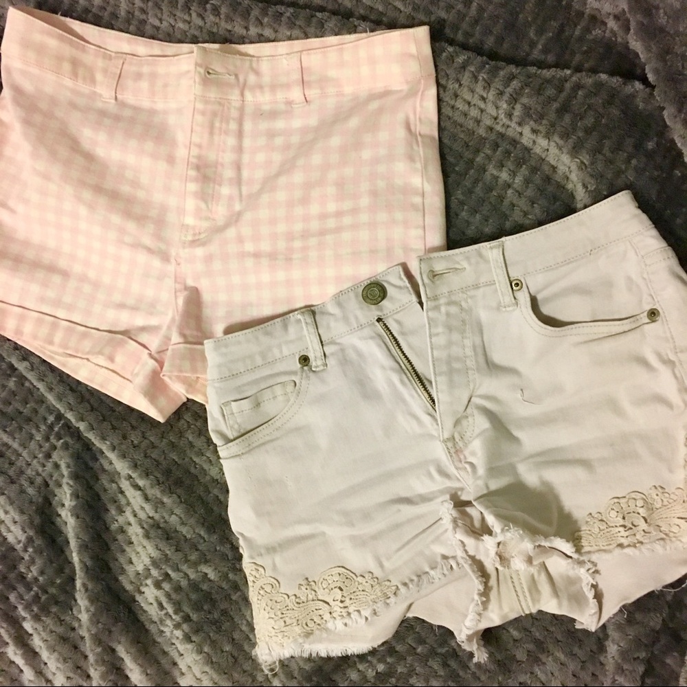 Short Duo! H&M and Aeropostale