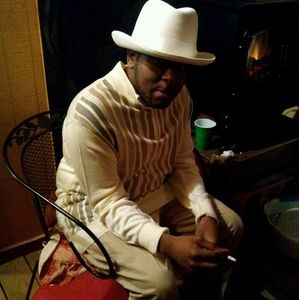 Meet your Posher, Hamilton