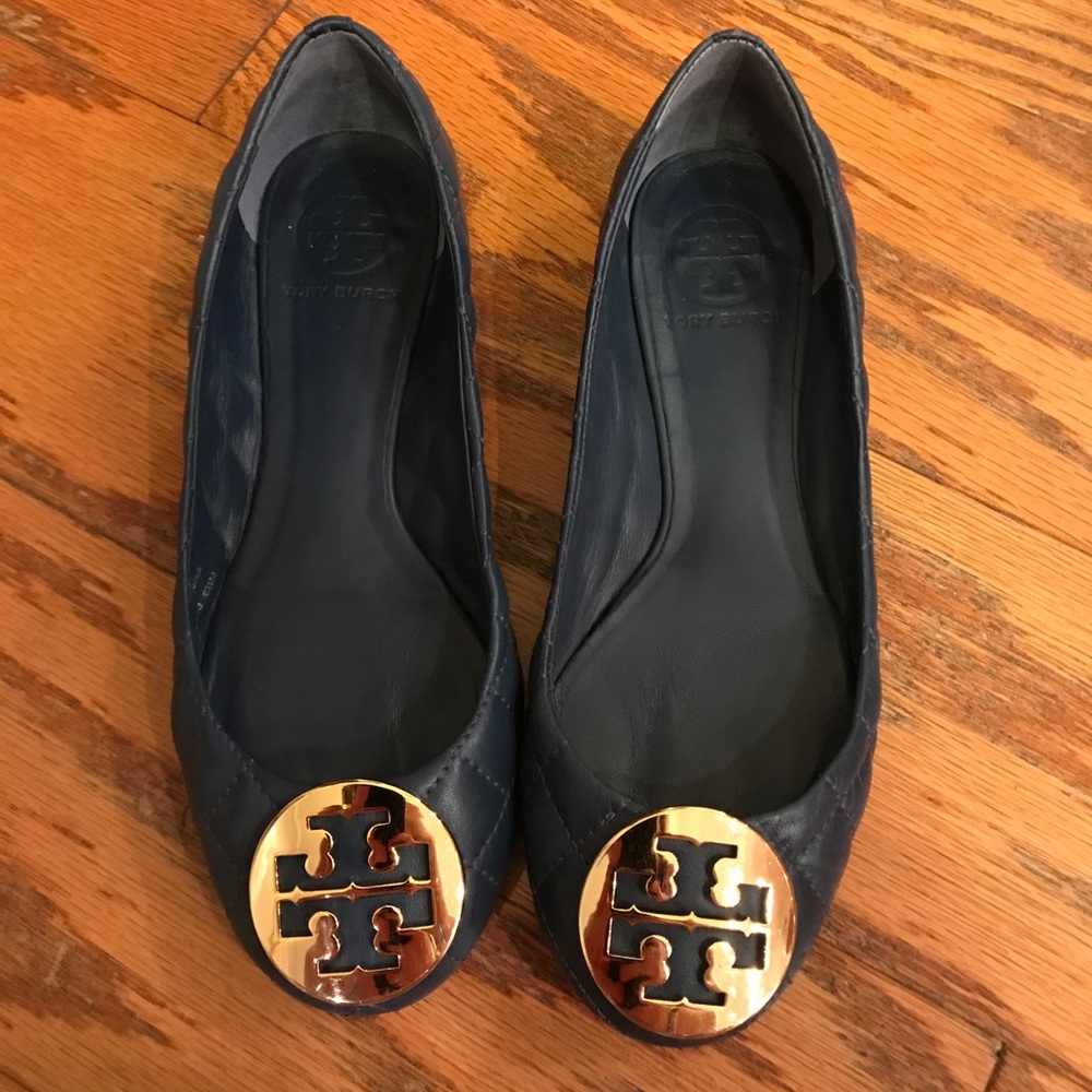 Tory Burch flats--like new!!