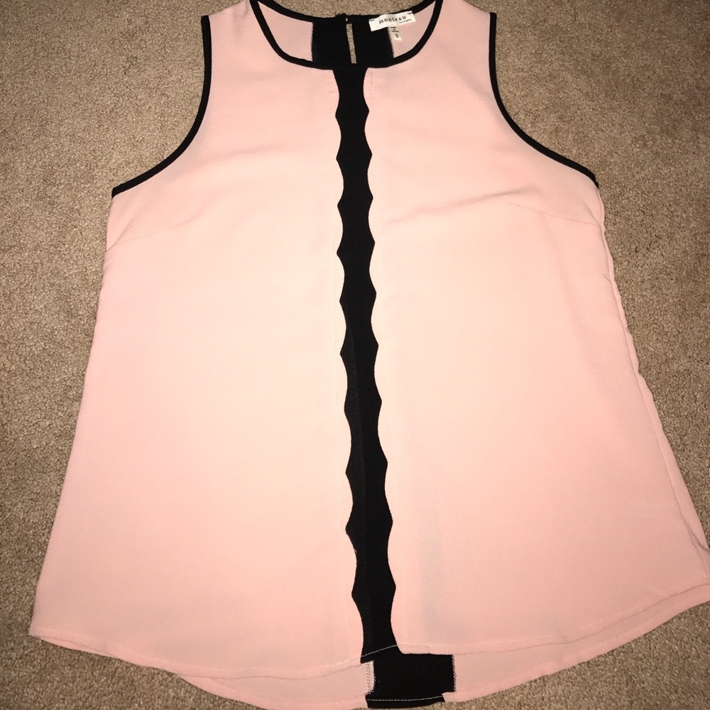 SOLD Gorgeous Monteau Blouse 🌷