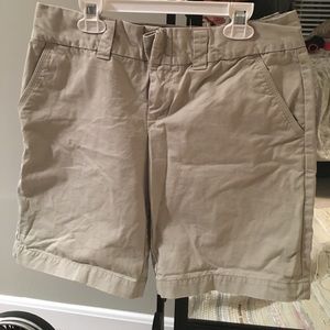 Tommy Hilfiger khaki shorts