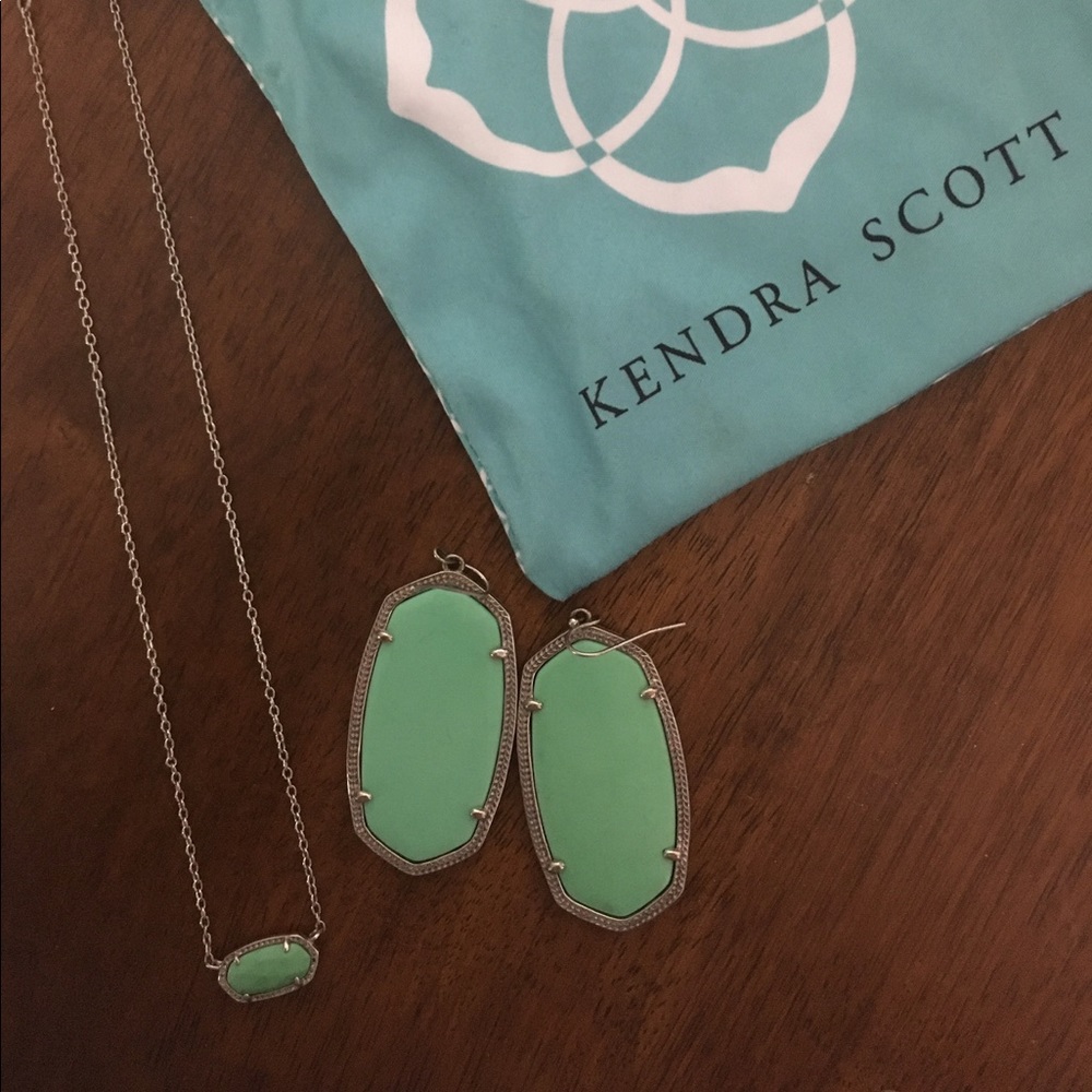 Kendra Scott Custom Color Bar Necklace/Earring Set
