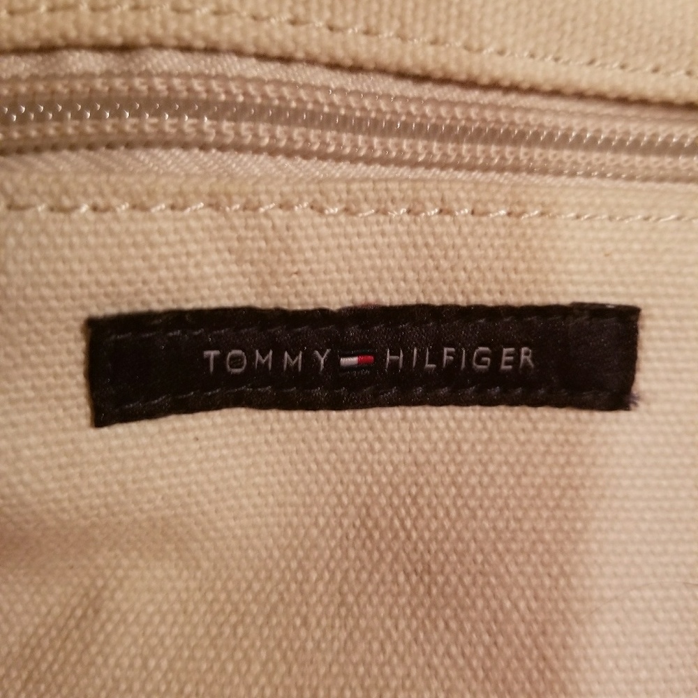 Tote - Picture 3 of 3