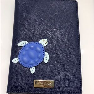 Kate Spade super cute blue turtle passport holder