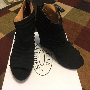 Black open toe boots