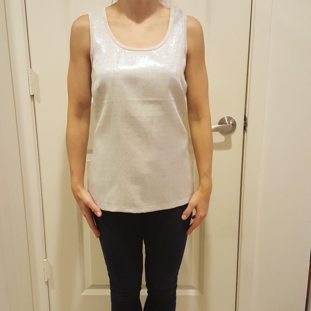Shiny top