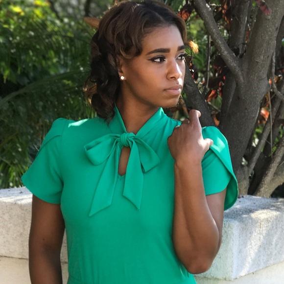 Emerald Green Jumpsuit - Picture 4 of 6