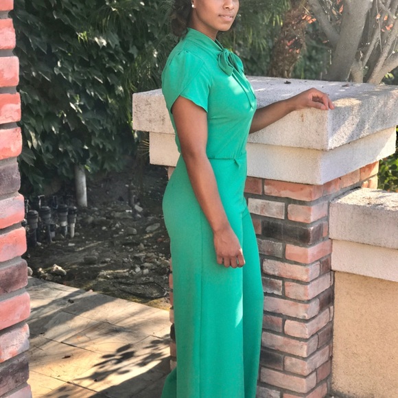 Emerald Green Jumpsuit - Picture 5 of 6
