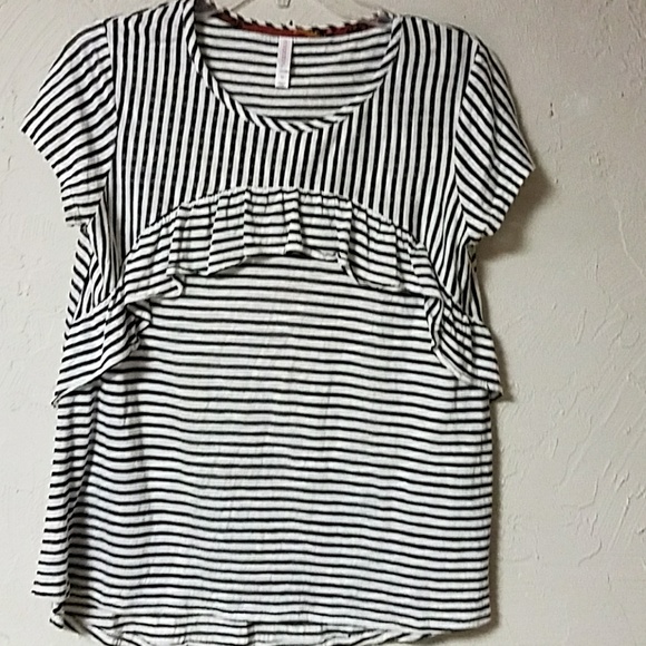 Exhilaration stripe..blouse - Picture 1 of 4