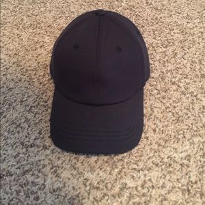 Lululemon Black Hat *NWT*