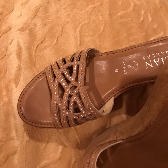 Shoes - Picture 2 of 5