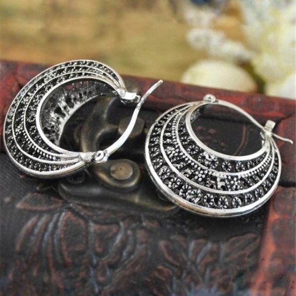 Jewelry - Tibetan silver boho earrings