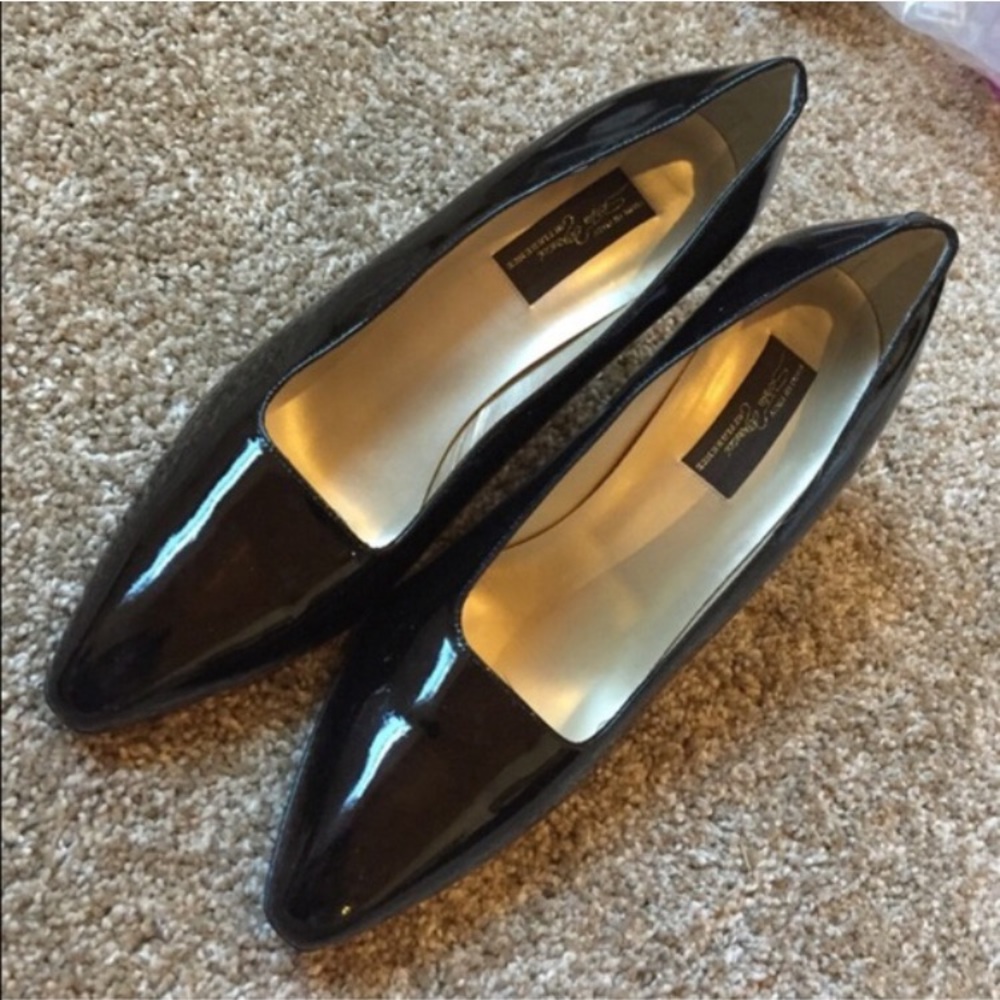 Black patent dressy shoes