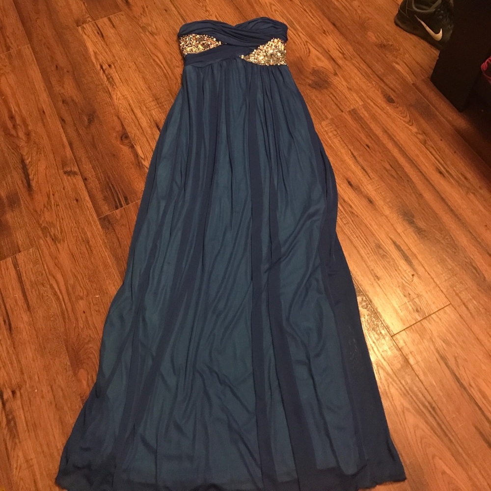 Prom Dress - Picture 4 of 4