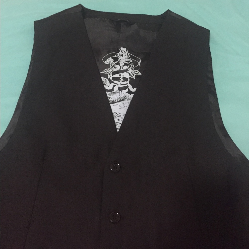Black men's button up vest