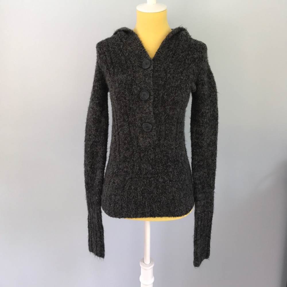 NWOT Arizona sweater with hood